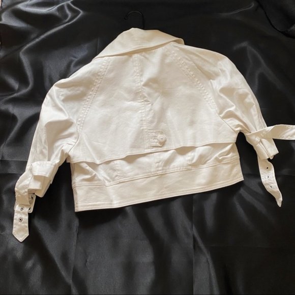 NWT Bebe White Crop Top Jacket 8 - Picture 2 of 9